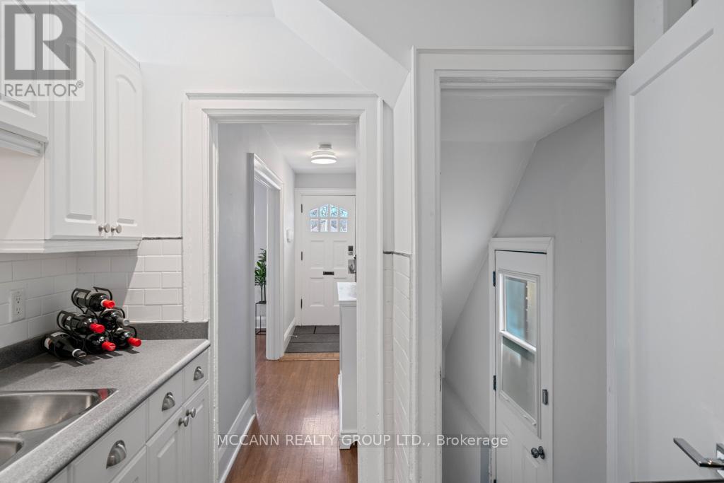 183 Lawrence Avenue W, Toronto, Ontario  M5M 1A9 - Photo 16 - C12196610