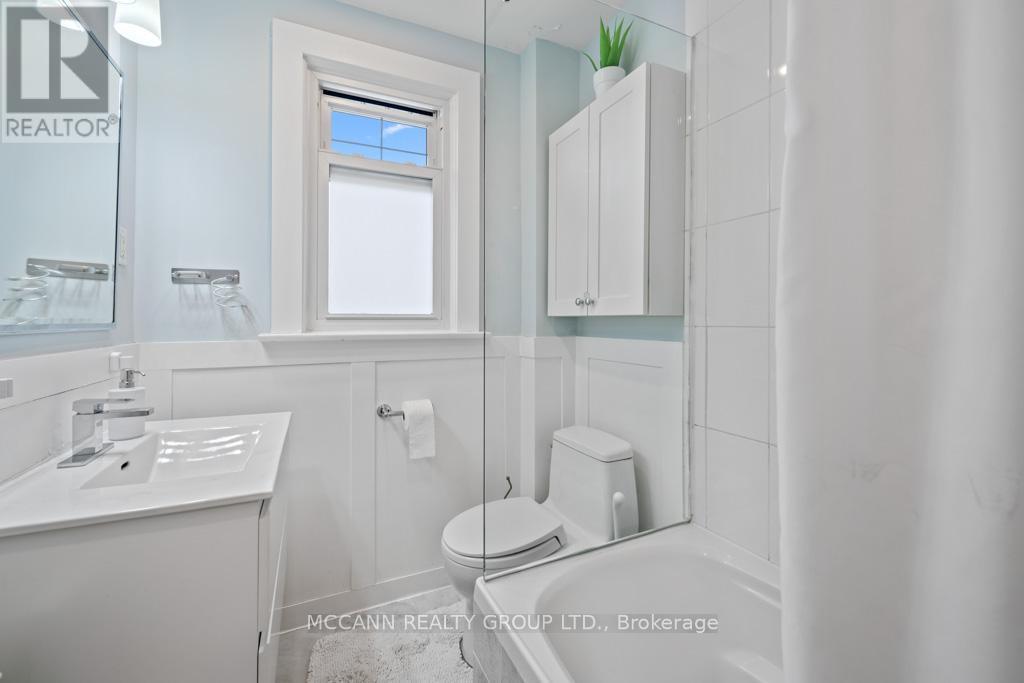 183 Lawrence Avenue W, Toronto, Ontario  M5M 1A9 - Photo 23 - C12196610