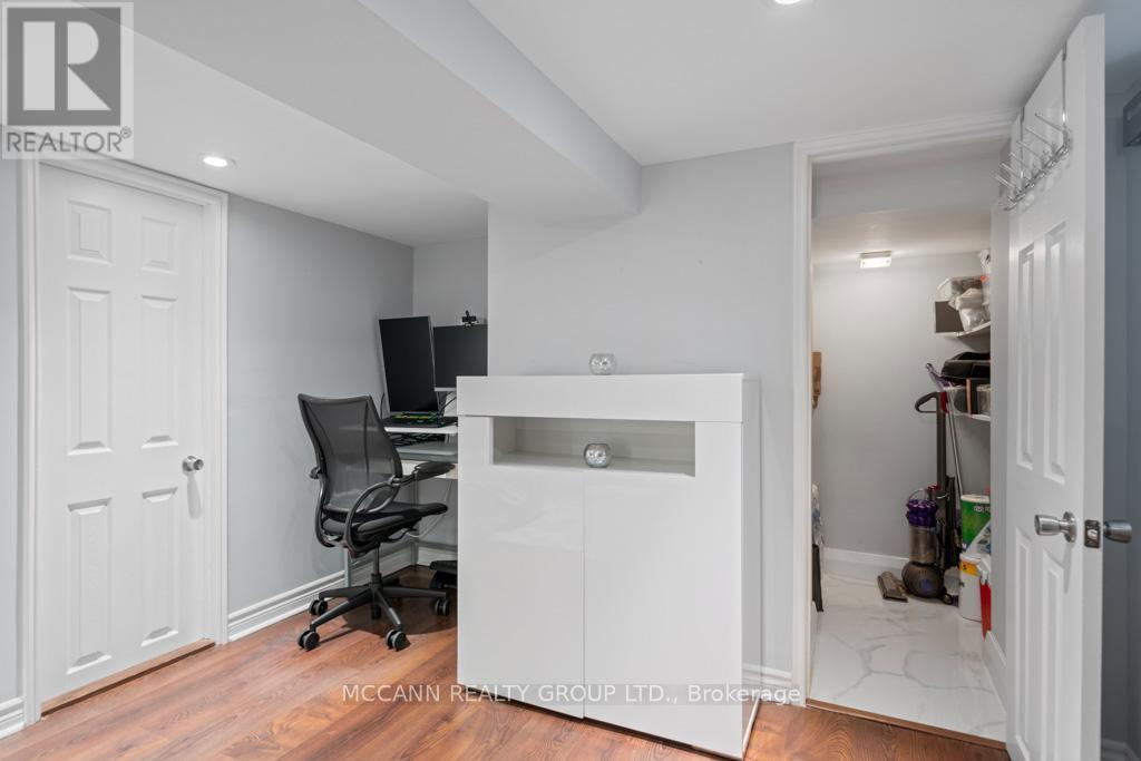 183 Lawrence Avenue W, Toronto, Ontario  M5M 1A9 - Photo 34 - C12196610