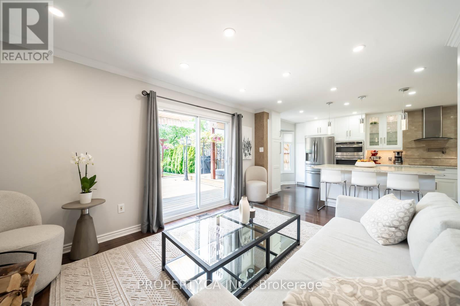 738 Aspen Road, Pickering, Ontario  L1V 4H2 - Photo 14 - E12195728