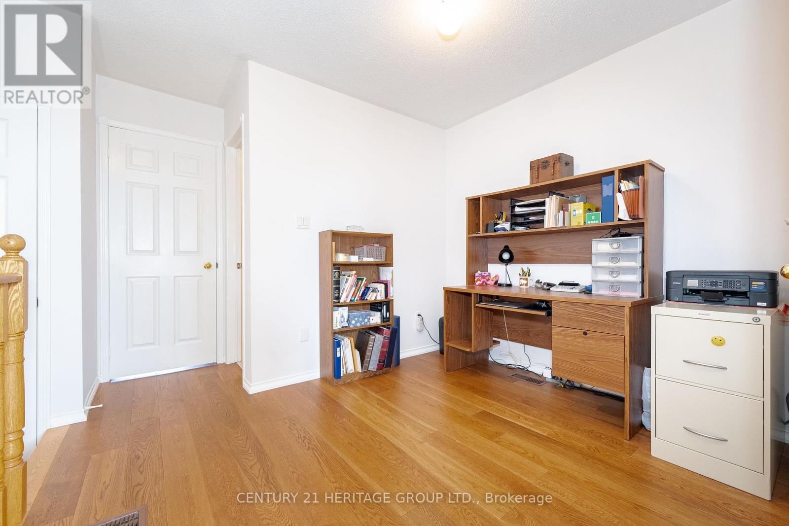 124 Rory Road, Toronto, Ontario  M6L 3G4 - Photo 20 - W12116661