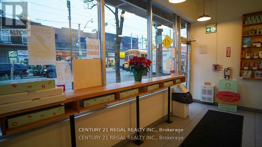 Property at 1505 GERRARD STREET E image 4