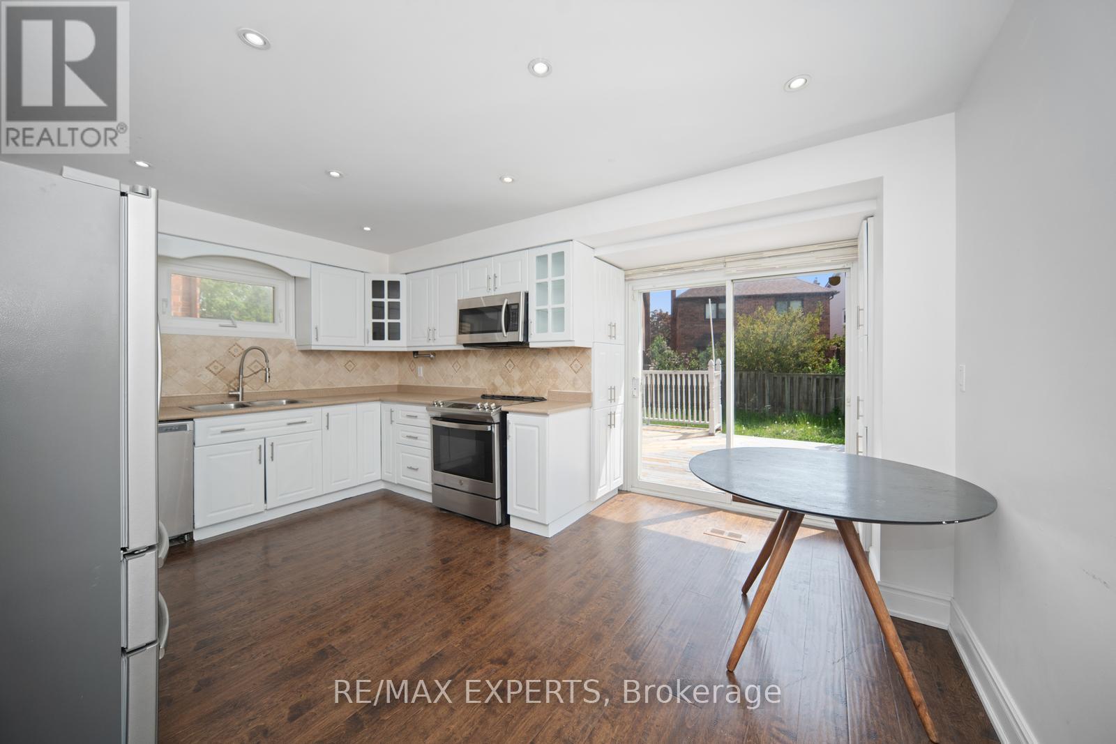 66 Carl Crescent, Toronto, Ontario  M1W 3R2 - Photo 13 - E12196583