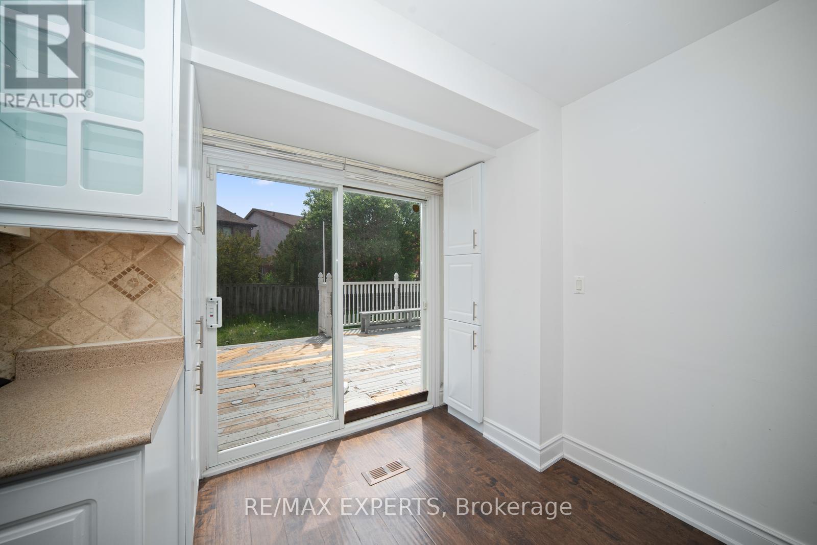 66 Carl Crescent, Toronto, Ontario  M1W 3R2 - Photo 17 - E12196583