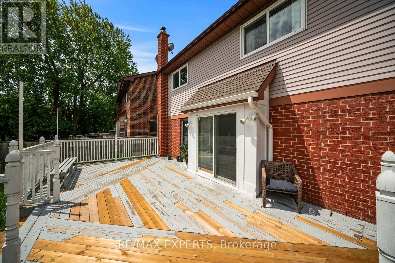 66 Carl Crescent, Toronto, Ontario  M1W 3R2 - Photo 30 - E12196583