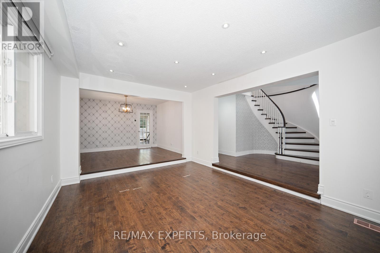 66 Carl Crescent, Toronto, Ontario  M1W 3R2 - Photo 7 - E12196583