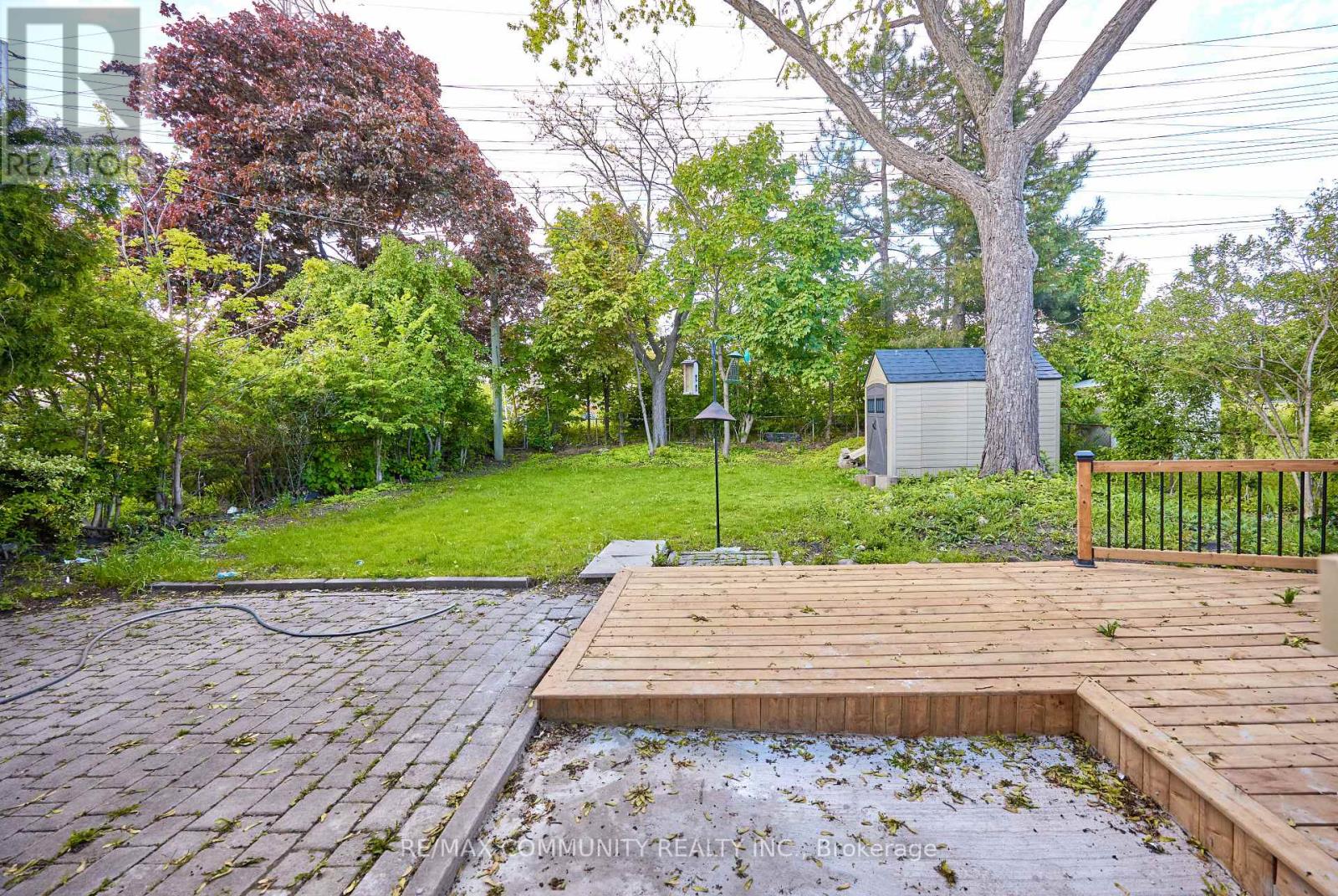Property at 71 WILLOWRIDGE ROAD image 4