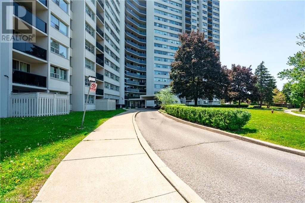 530 Lolita Garden Unit# 1211, Mississauga, Ontario  L5A 3T2 - Photo 2 - 40737068