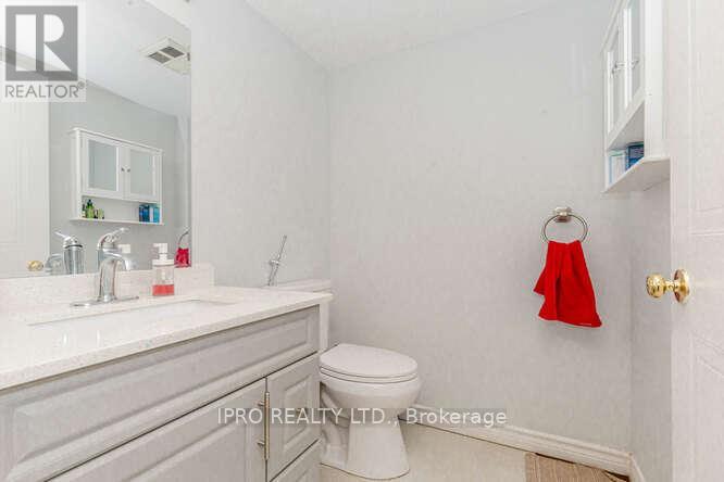 1213 - 135 Hillcrest Avenue, Mississauga, Ontario  L5B 4B1 - Photo 26 - W12196283