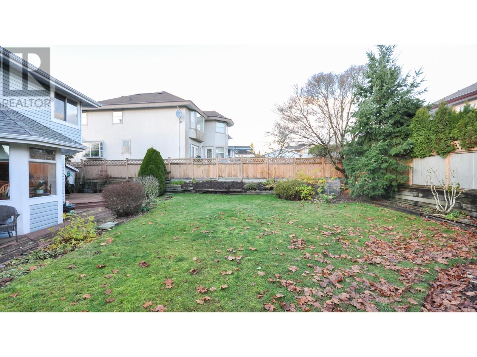 2215 Sorrento Drive, Coquitlam, British Columbia  V3K 6H6 - Photo 28 - R3003100