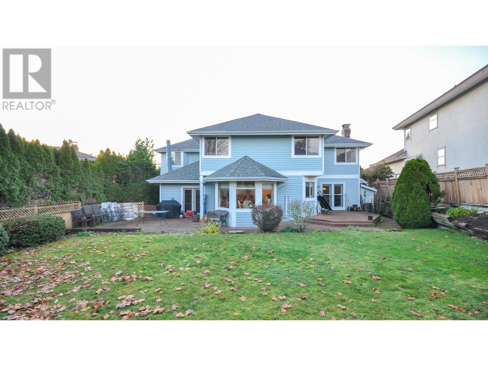 2215 Sorrento Drive, Coquitlam, British Columbia  V3K 6H6 - Photo 29 - R3003100