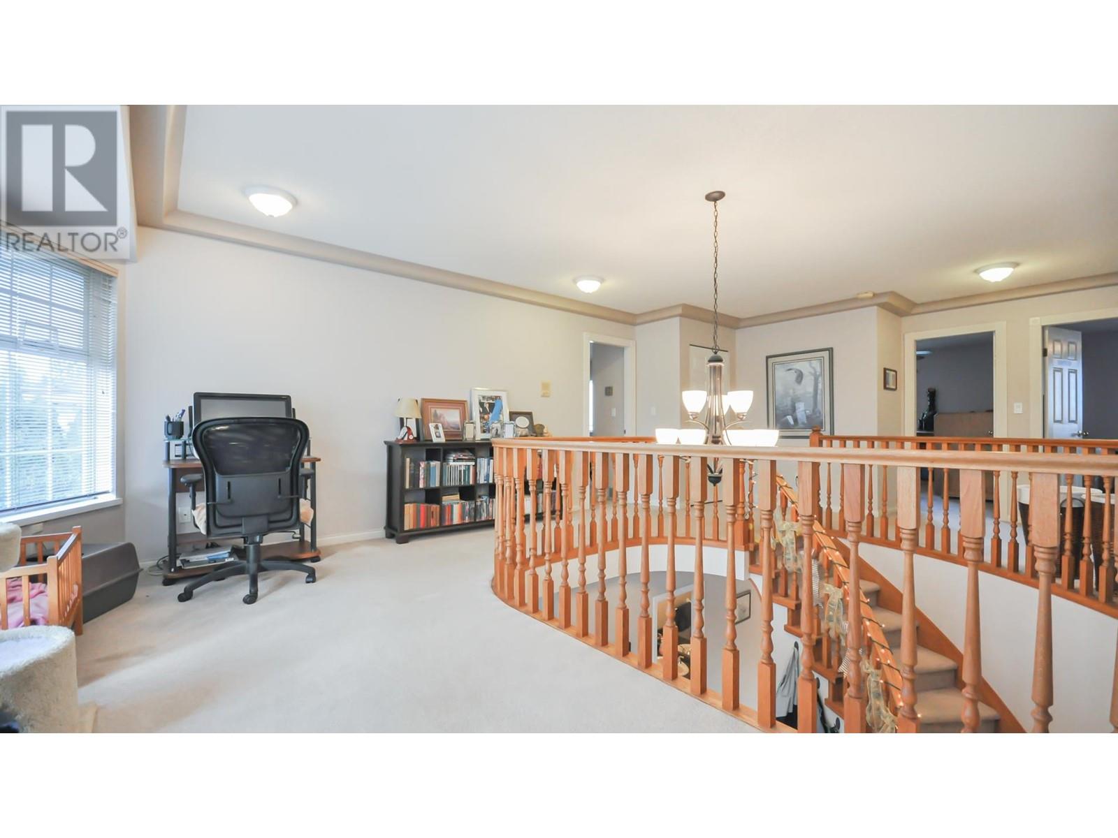 2215 Sorrento Drive, Coquitlam, British Columbia  V3K 6H6 - Photo 16 - R3003100