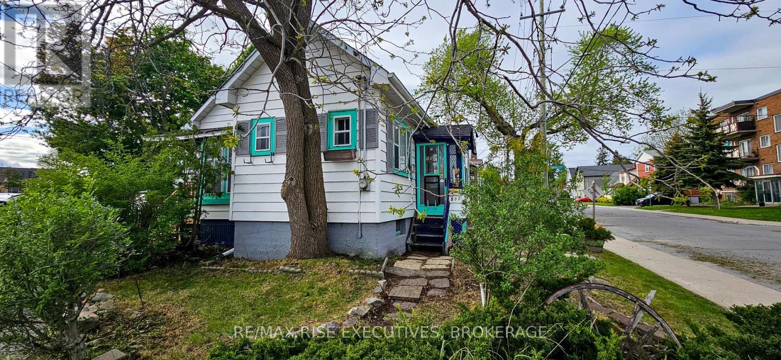 500 Macdonnell Street, Kingston, Ontario  K7K 4W7 - Photo 10 - X12195988