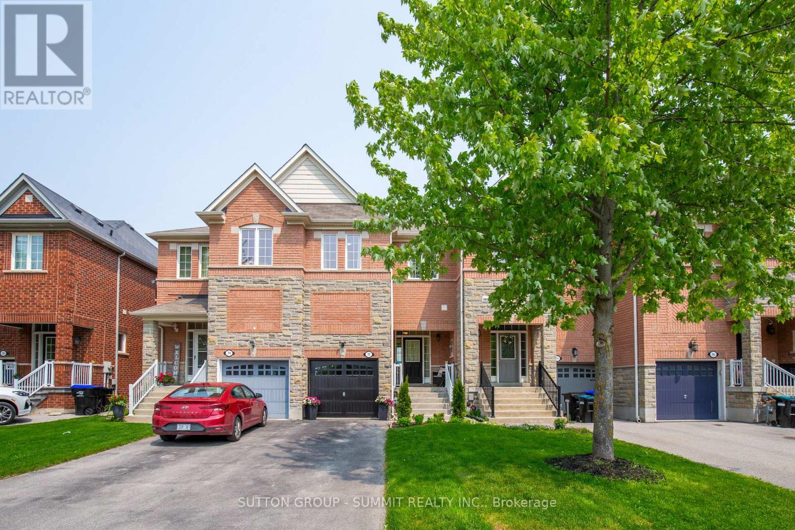 32 Gosnel Circle, Bradford West Gwillimbury, Ontario  L3Z 2A5 - Photo 1 - N12196600