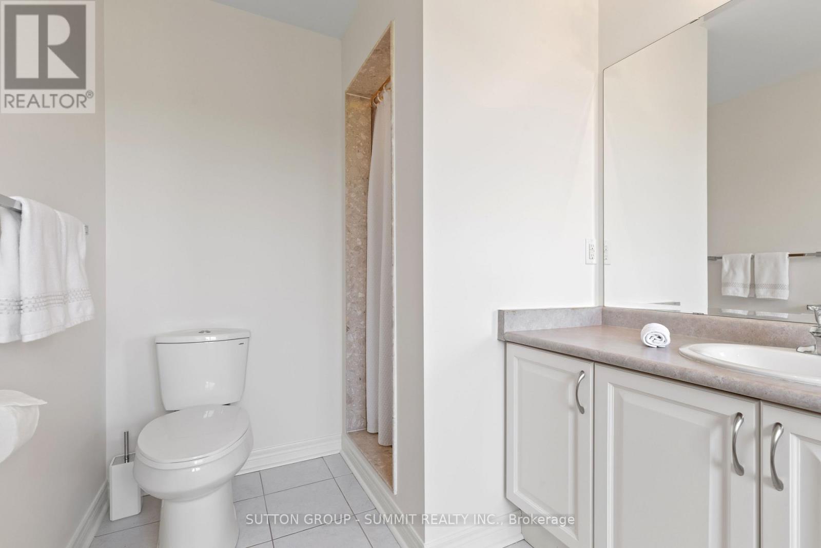 32 Gosnel Circle, Bradford West Gwillimbury, Ontario  L3Z 2A5 - Photo 25 - N12196600
