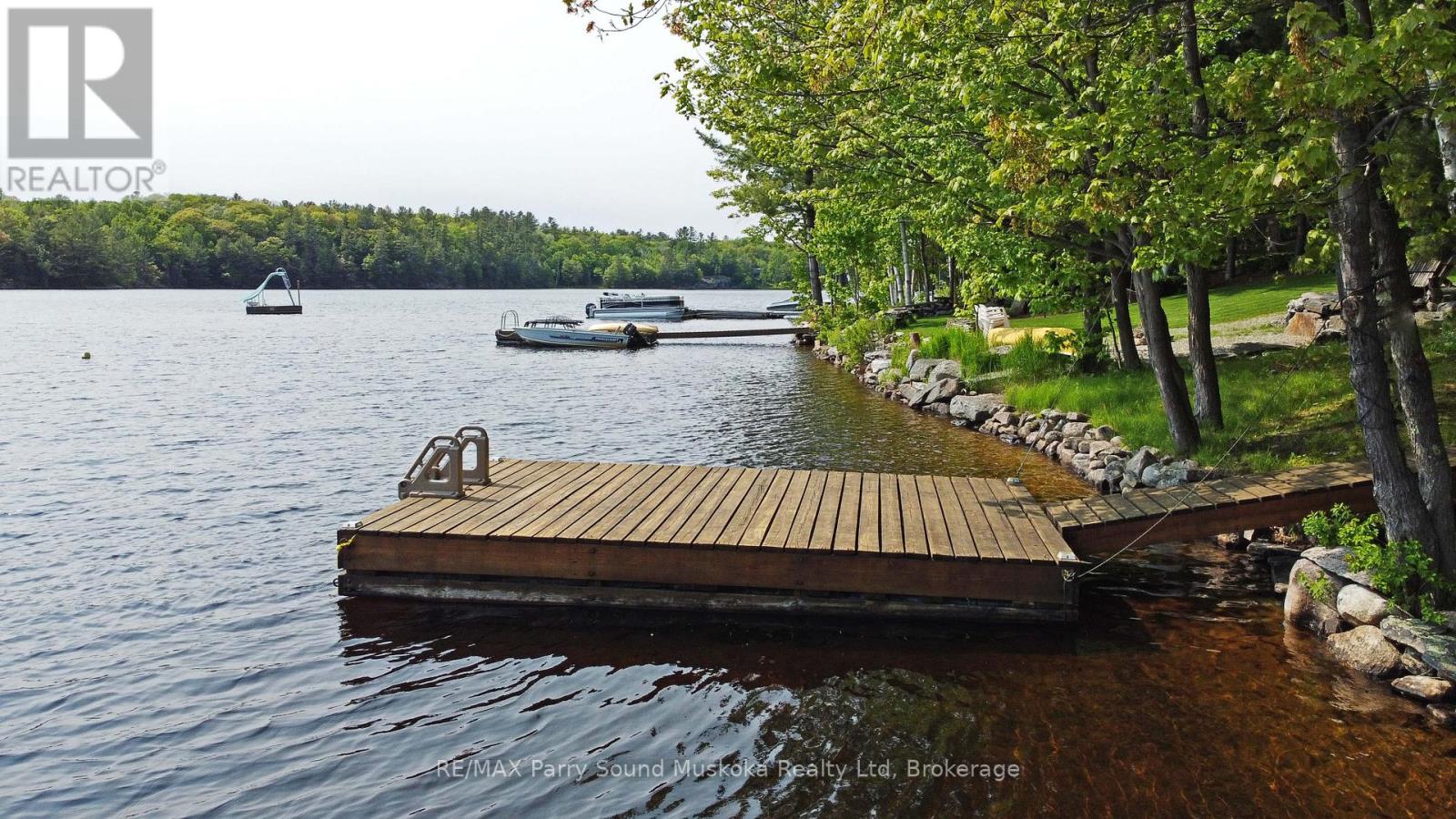 38 Shebeshekong Estates Road S, Carling, Ontario  P0G 1G0 - Photo 2 - X12105250