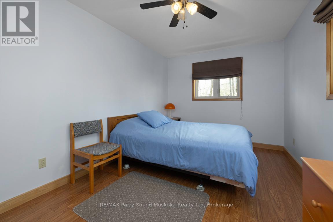 38 Shebeshekong Estates Road S, Carling, Ontario  P0G 1G0 - Photo 23 - X12105250
