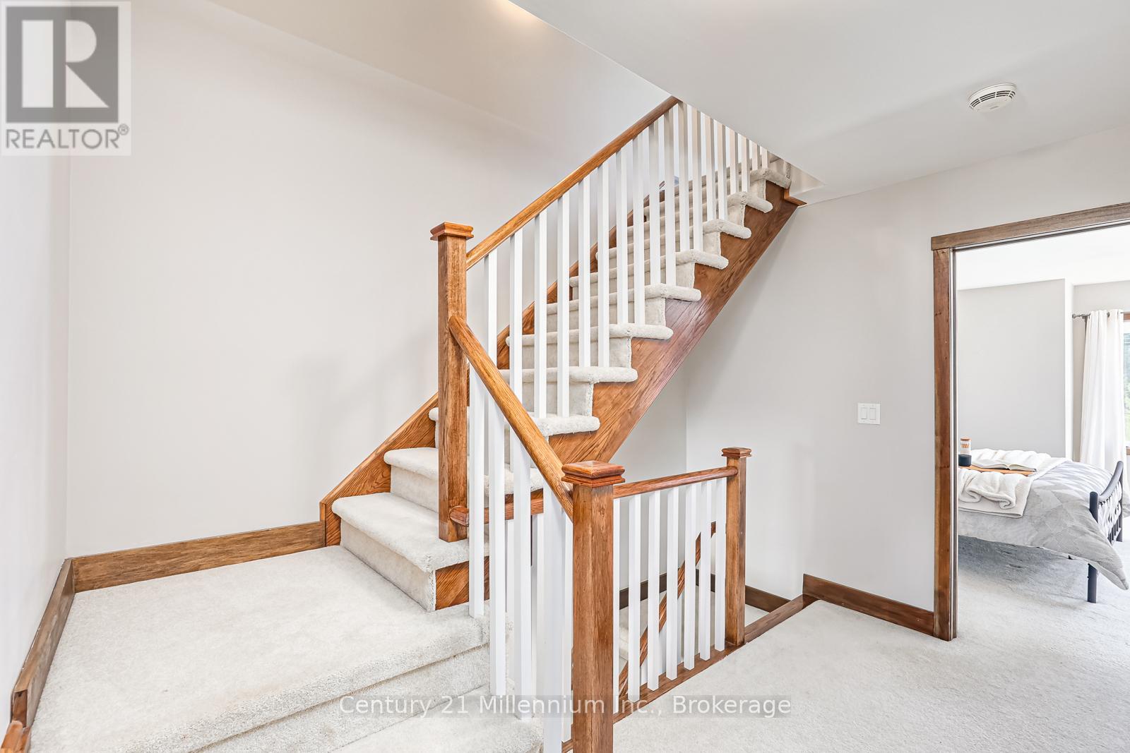 18 - 104 Farm Gate Road, Blue Mountains, Ontario  L9Y 3Z2 - Photo 20 - X12141079