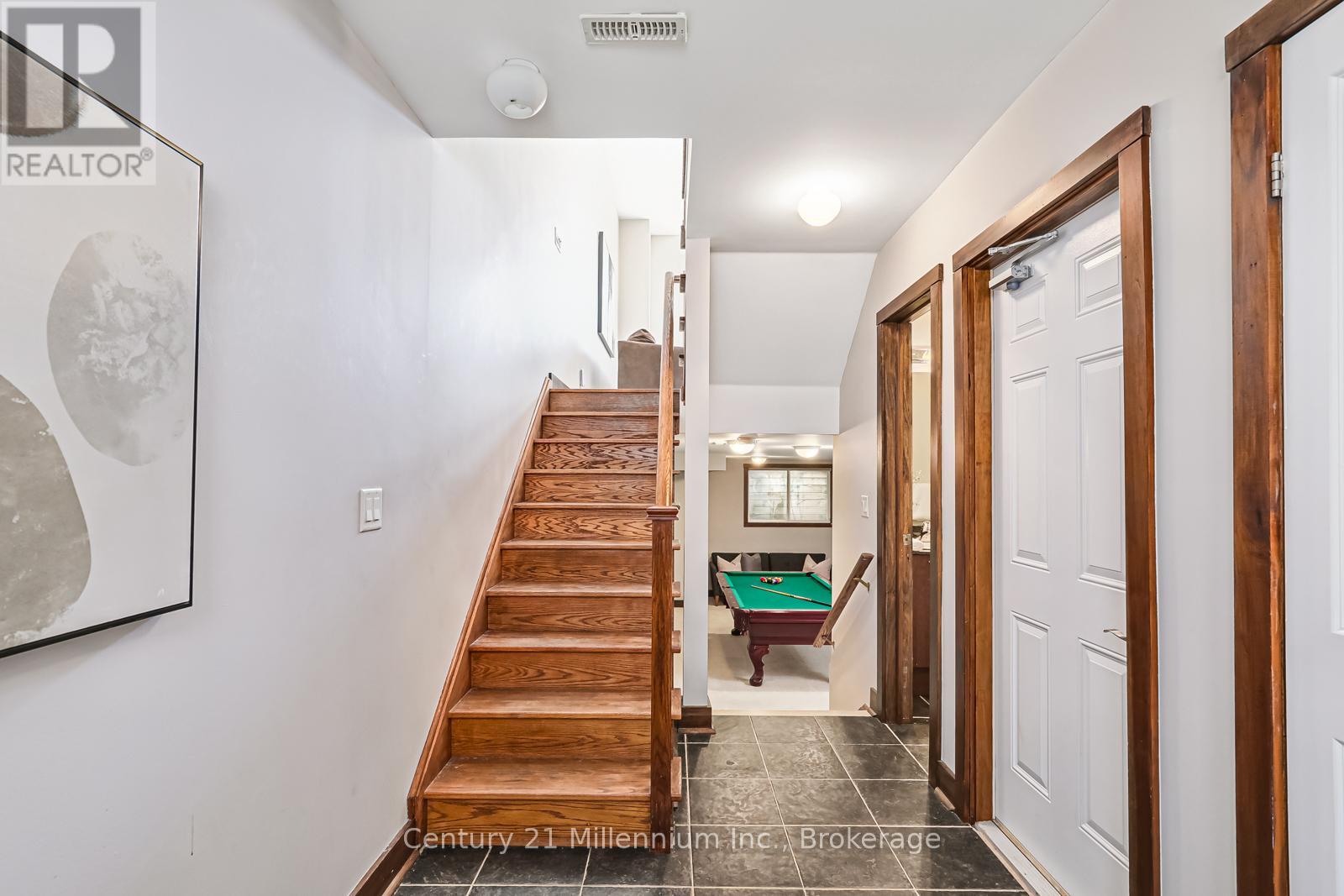 18 - 104 Farm Gate Road, Blue Mountains, Ontario  L9Y 3Z2 - Photo 41 - X12141079