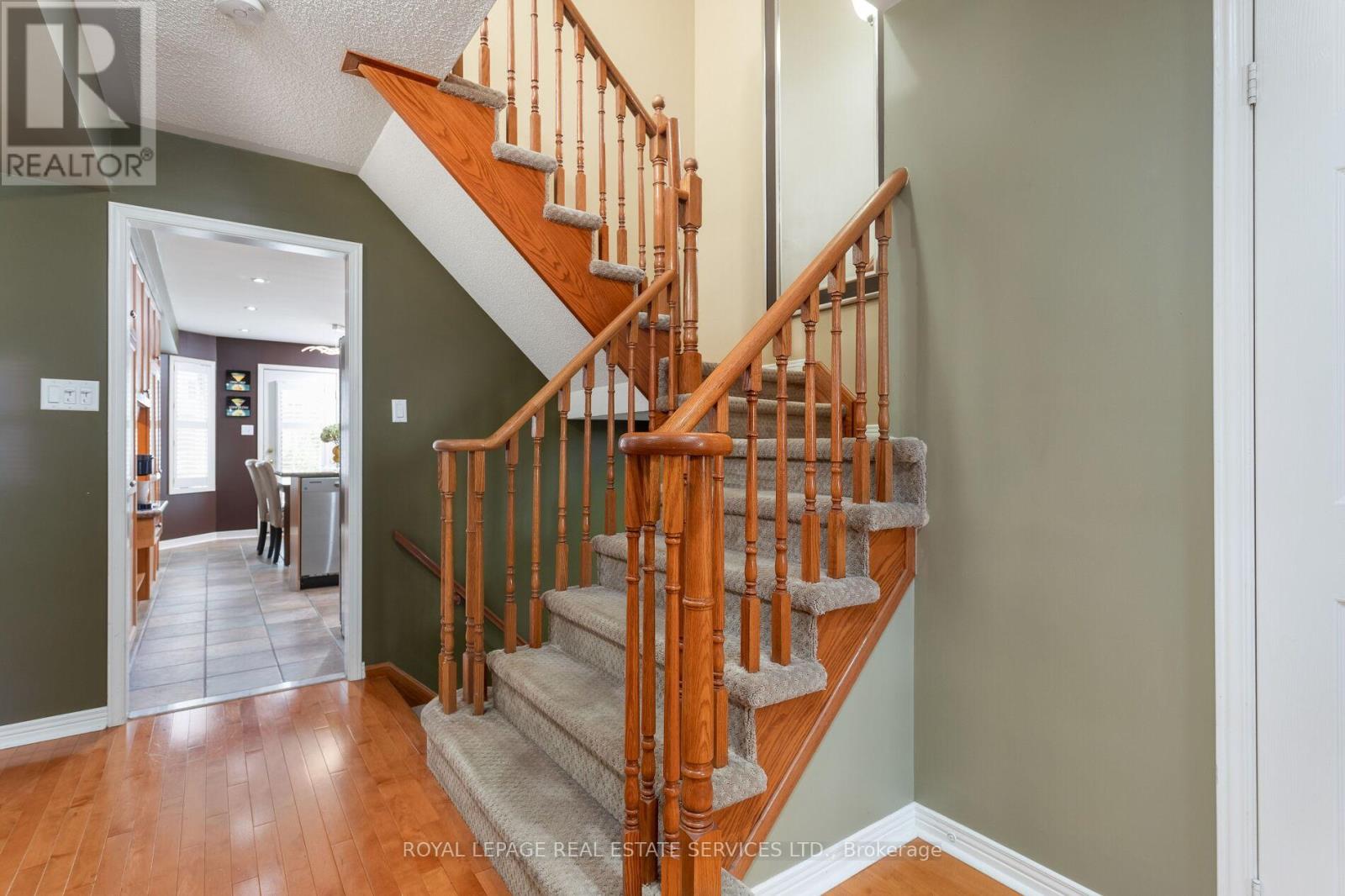 3 - 2175 Country Club Drive, Burlington, Ontario  L7M 4H9 - Photo 18 - W12196566