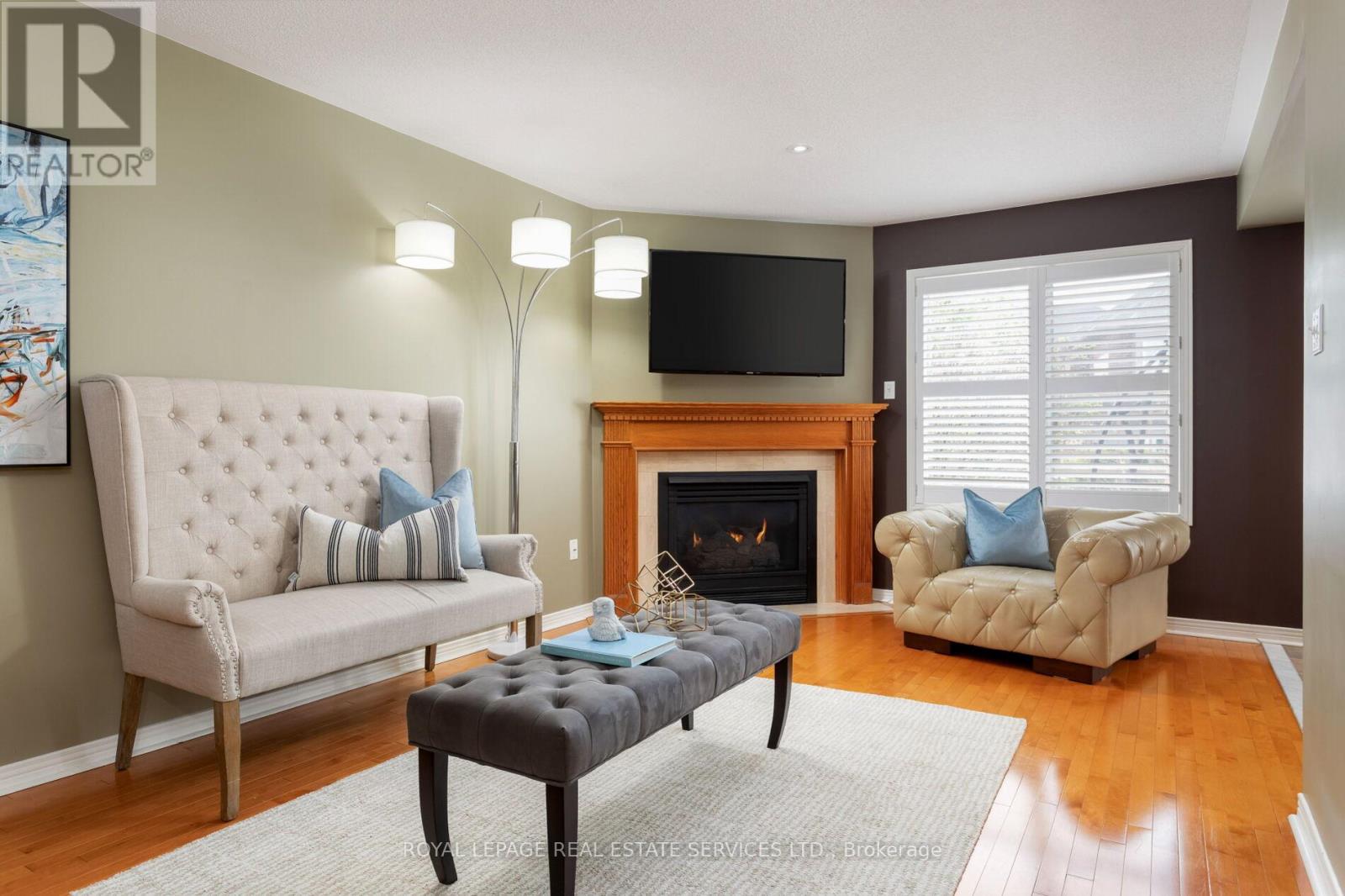 3 - 2175 Country Club Drive, Burlington, Ontario  L7M 4H9 - Photo 9 - W12196566