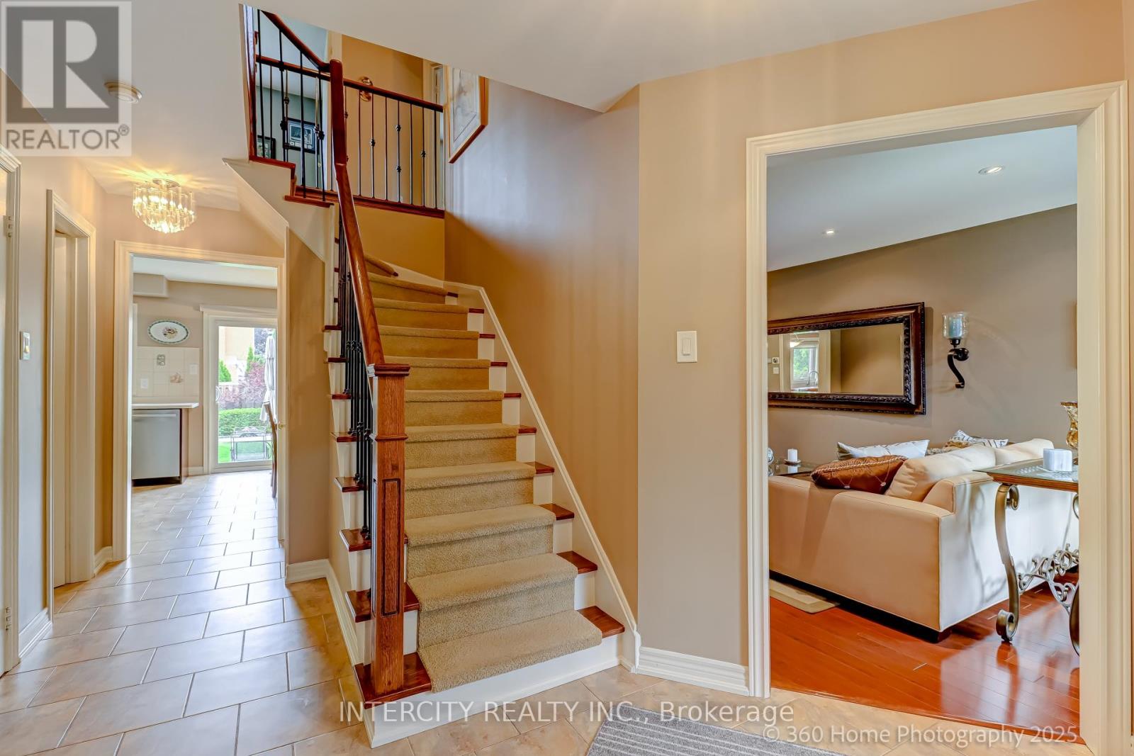 539 Langport Court, Mississauga, Ontario  L5R 3M5 - Photo 16 - W12196595