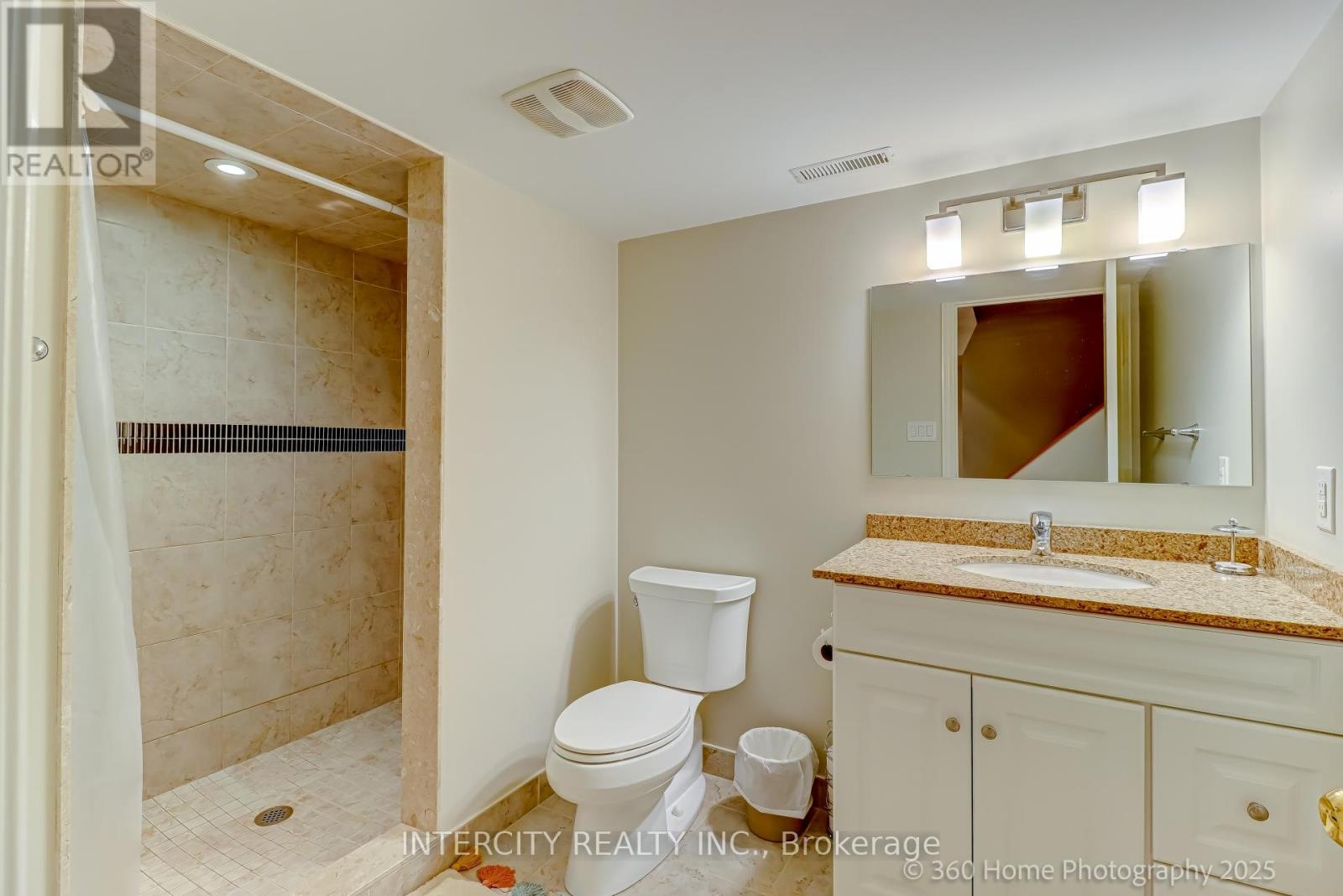 539 Langport Court, Mississauga, Ontario  L5R 3M5 - Photo 31 - W12196595