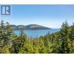 9825 Canal Rd Pender Island, Pender Island, Ca