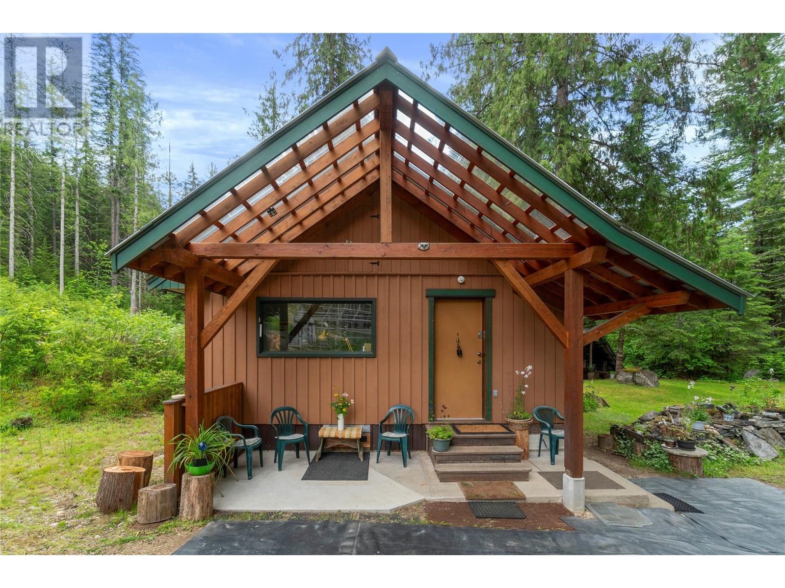 1598 Quast Road, Seymour Arm, British Columbia  V0E 2V2 - Photo 44 - 10350888