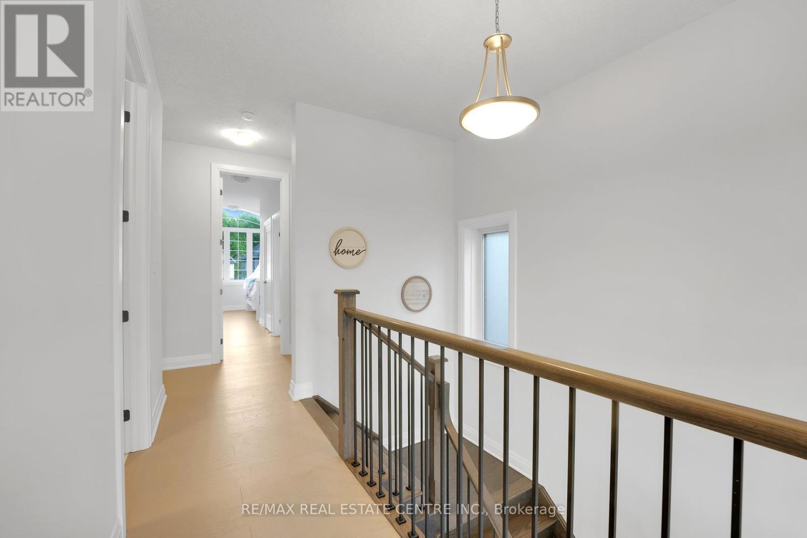 554 Bridgemill Crescent, Kitchener, Ontario  N2A 0K3 - Photo 18 - X12196601