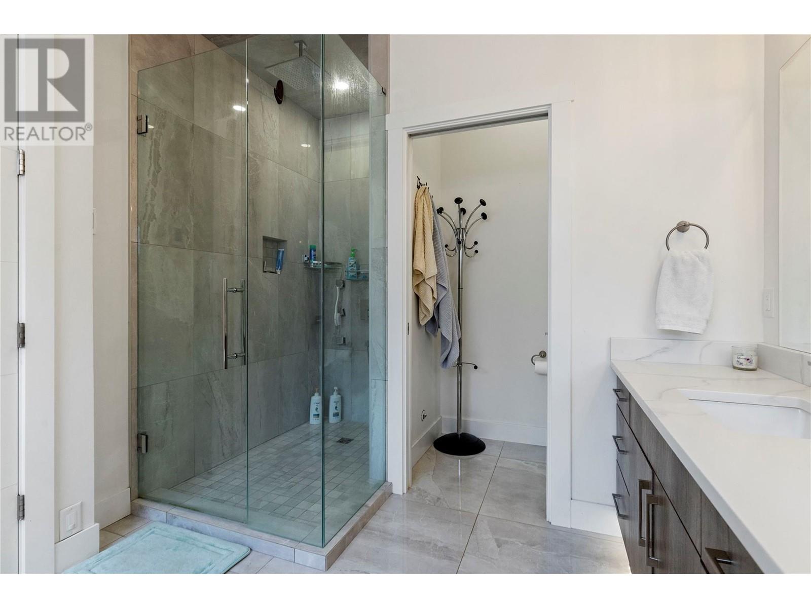 2202 Tramonto Court, Kelowna, British Columbia  V1P 1V1 - Photo 37 - 10350690