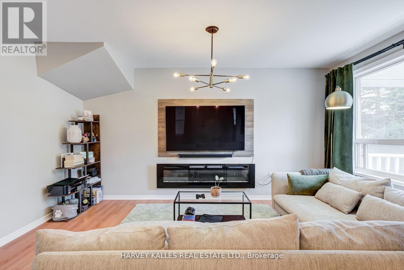 72 Thirteenth Street, Toronto, Ontario  M8V 3H6 - Photo 14 - W12051325