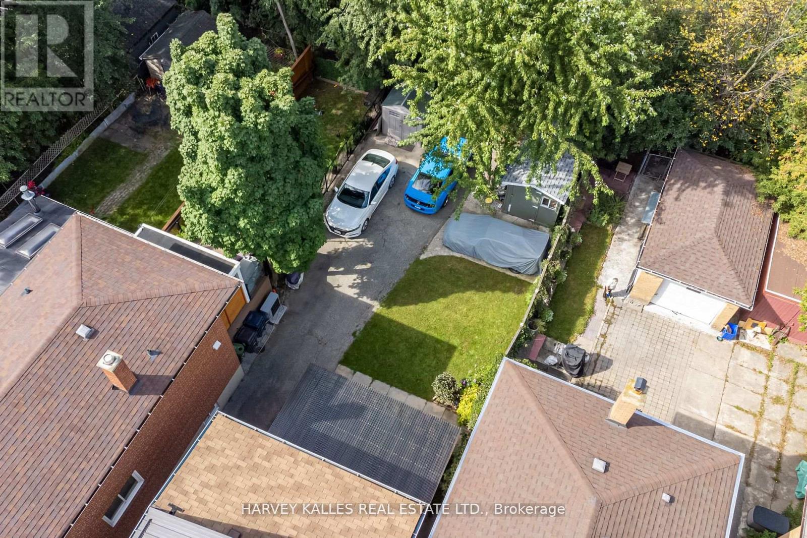 72 Thirteenth Street, Toronto, Ontario  M8V 3H6 - Photo 2 - W12051325