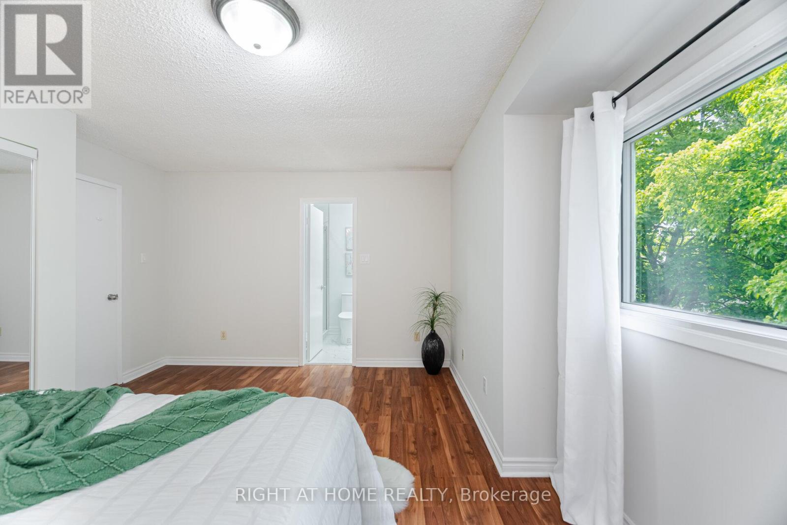 98 - 3600 Colonial Drive, Mississauga, Ontario  L5L 5P5 - Photo 23 - W12162551