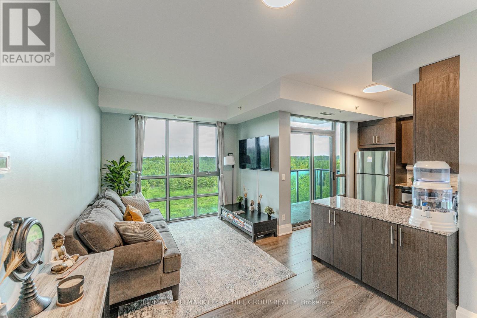 206 - 45 Yorkland Boulevard, Brampton, Ontario  L6P 4B4 - Photo 6 - W12178924