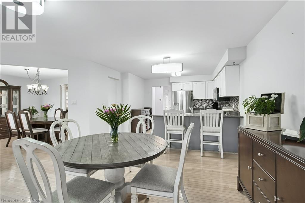 317 Jacqueline Boulevard, Hamilton, Ontario  L9B 2V7 - Photo 8 - 40736704