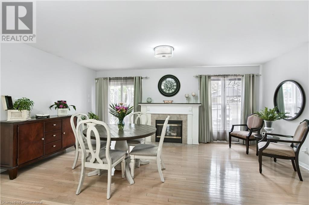 317 Jacqueline Boulevard, Hamilton, Ontario  L9B 2V7 - Photo 7 - 40736704