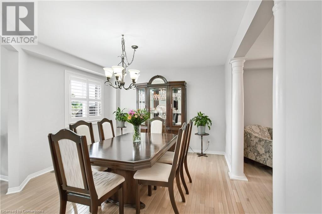 317 Jacqueline Boulevard, Hamilton, Ontario  L9B 2V7 - Photo 10 - 40736704