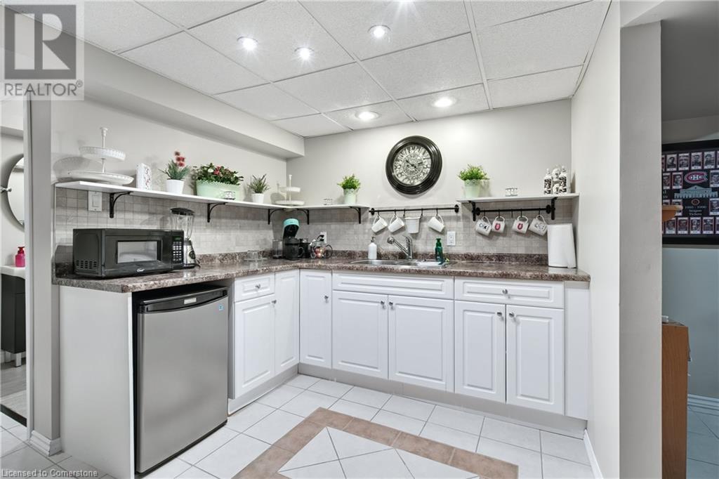 317 Jacqueline Boulevard, Hamilton, Ontario  L9B 2V7 - Photo 29 - 40736704