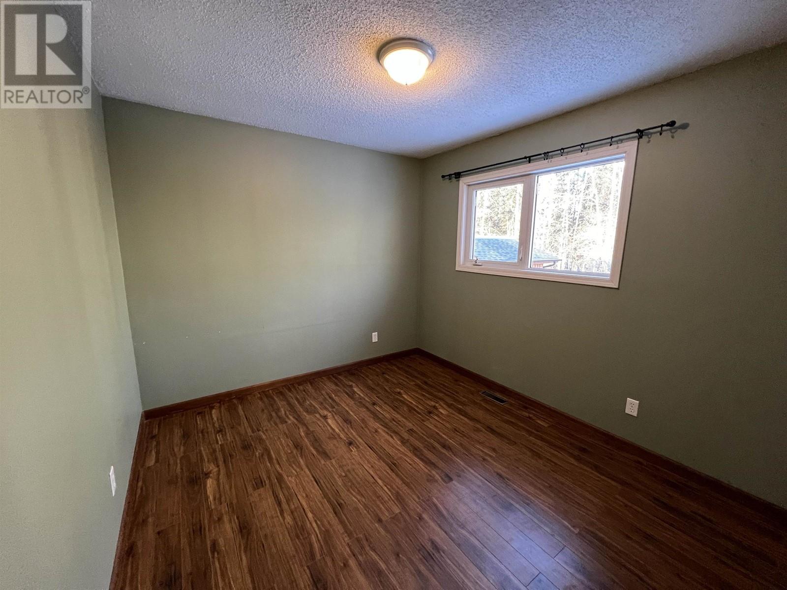 5320 Tamarack Crescent, Fort Nelson, British Columbia  V0C 1R0 - Photo 13 - R3011261