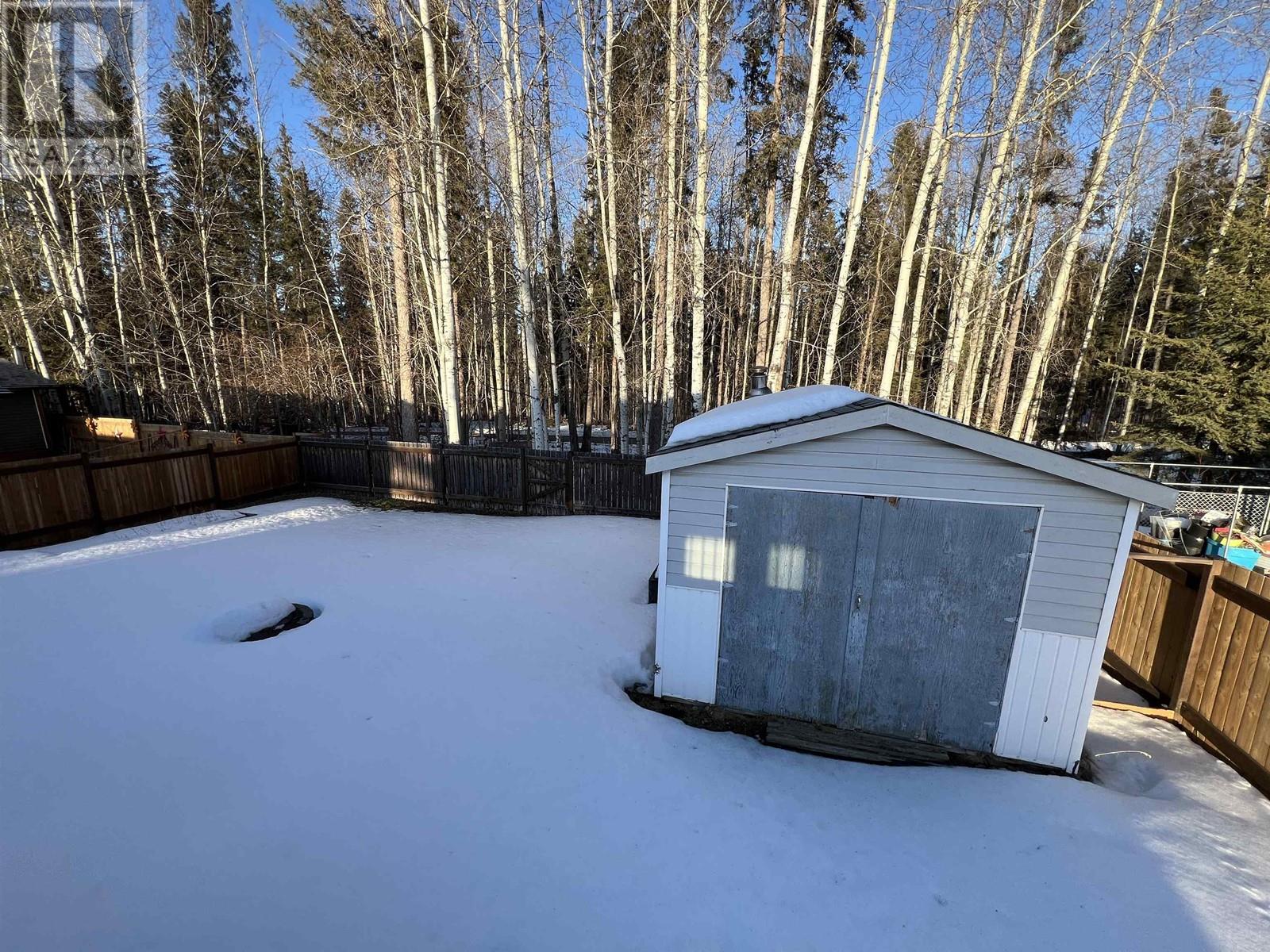 5320 Tamarack Crescent, Fort Nelson, British Columbia  V0C 1R0 - Photo 36 - R3011261