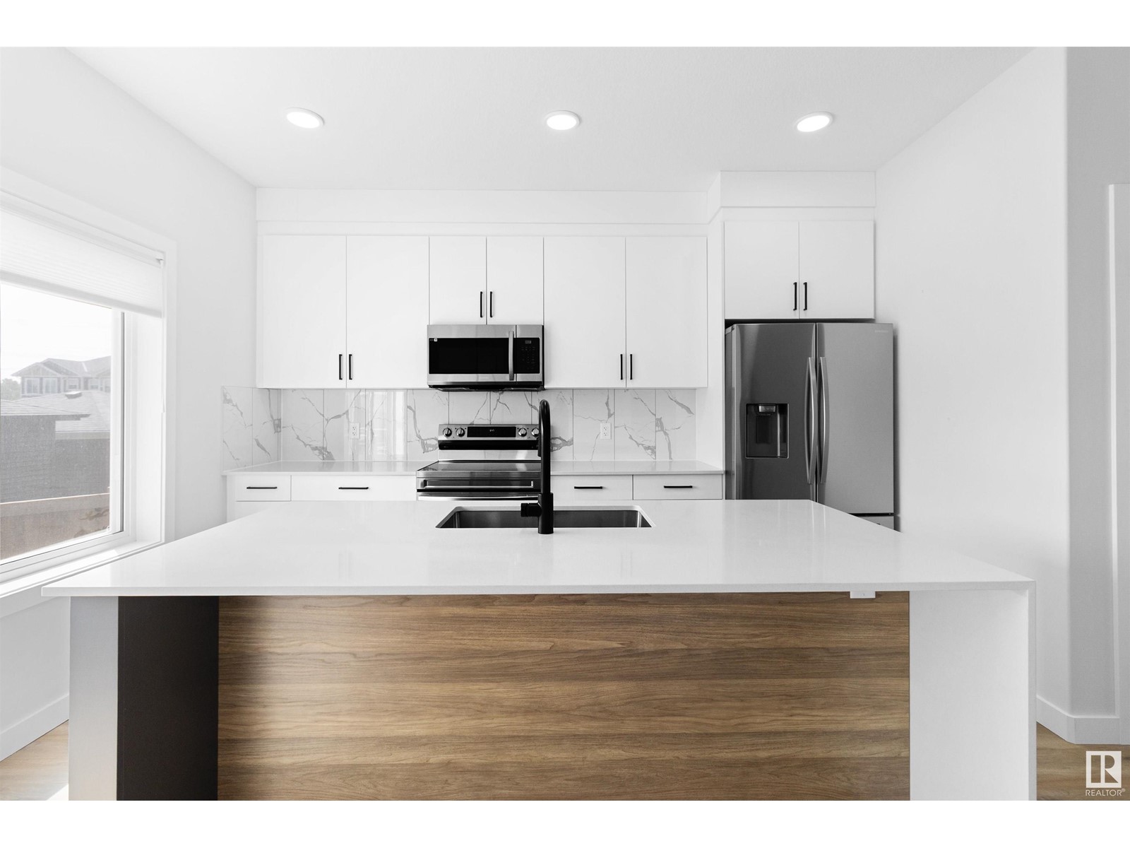1209 Eaton Ln Nw, Edmonton, Alberta  T6M 1M9 - Photo 11 - E4440352