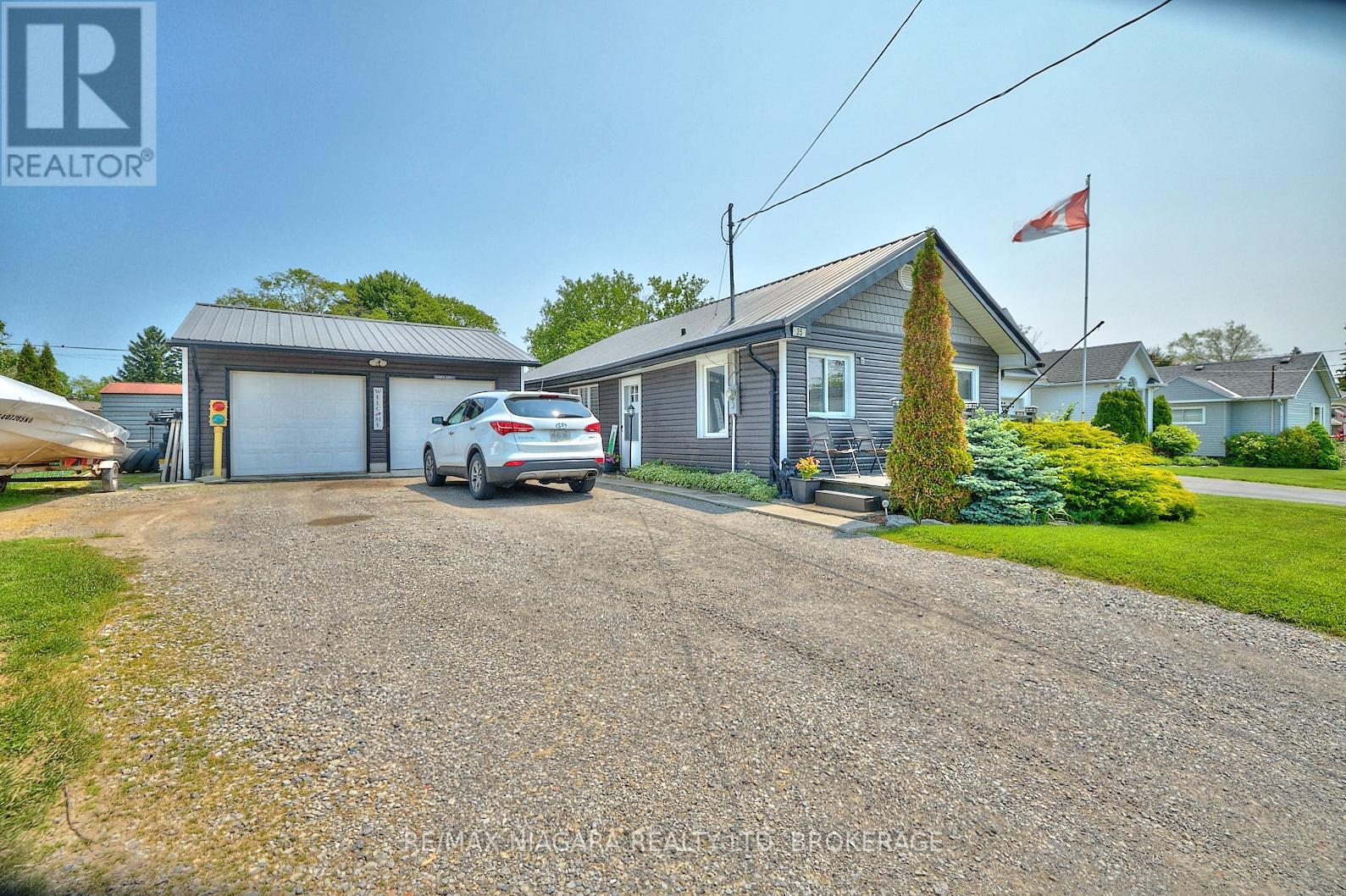 Property at 35 RADFORD AVENUE image 1