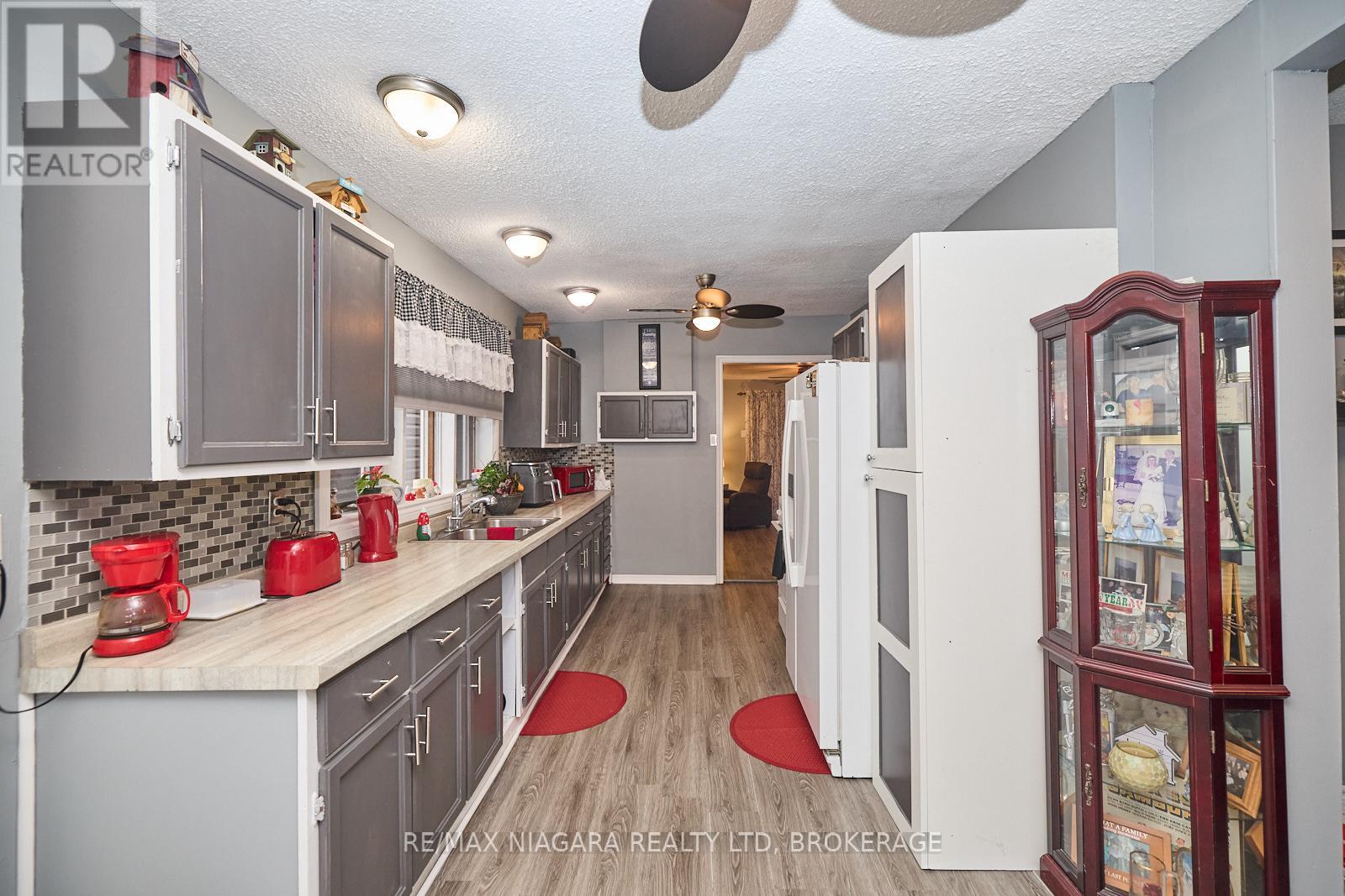 Property at 35 RADFORD AVENUE image 5