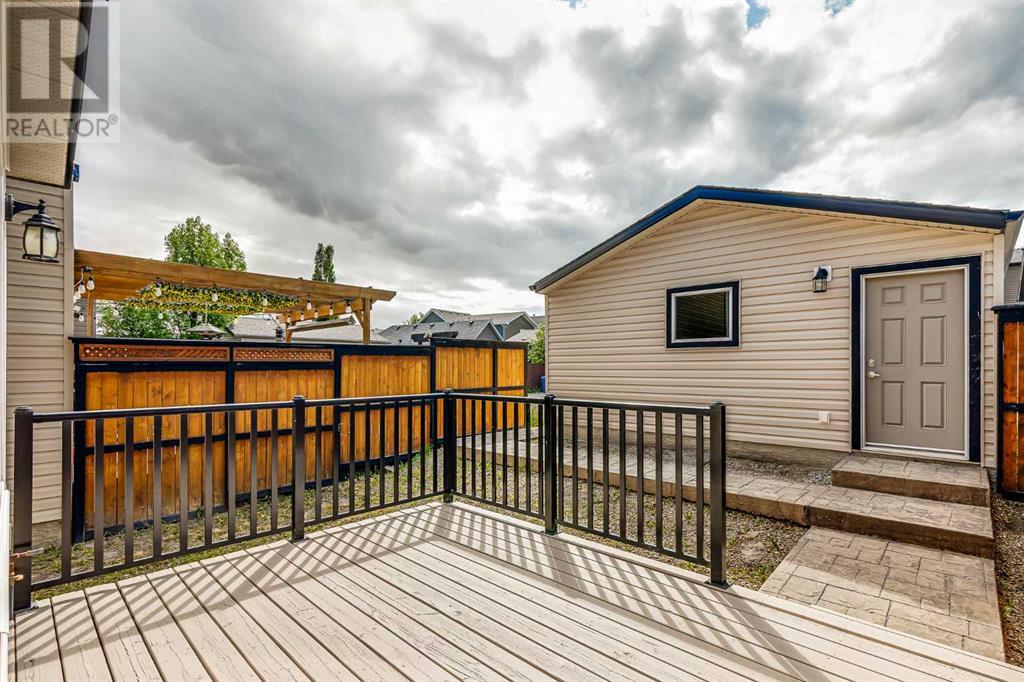 1057 New Brighton Park Se, Calgary, Alberta  T2Z 0Y1 - Photo 17 - A2226695