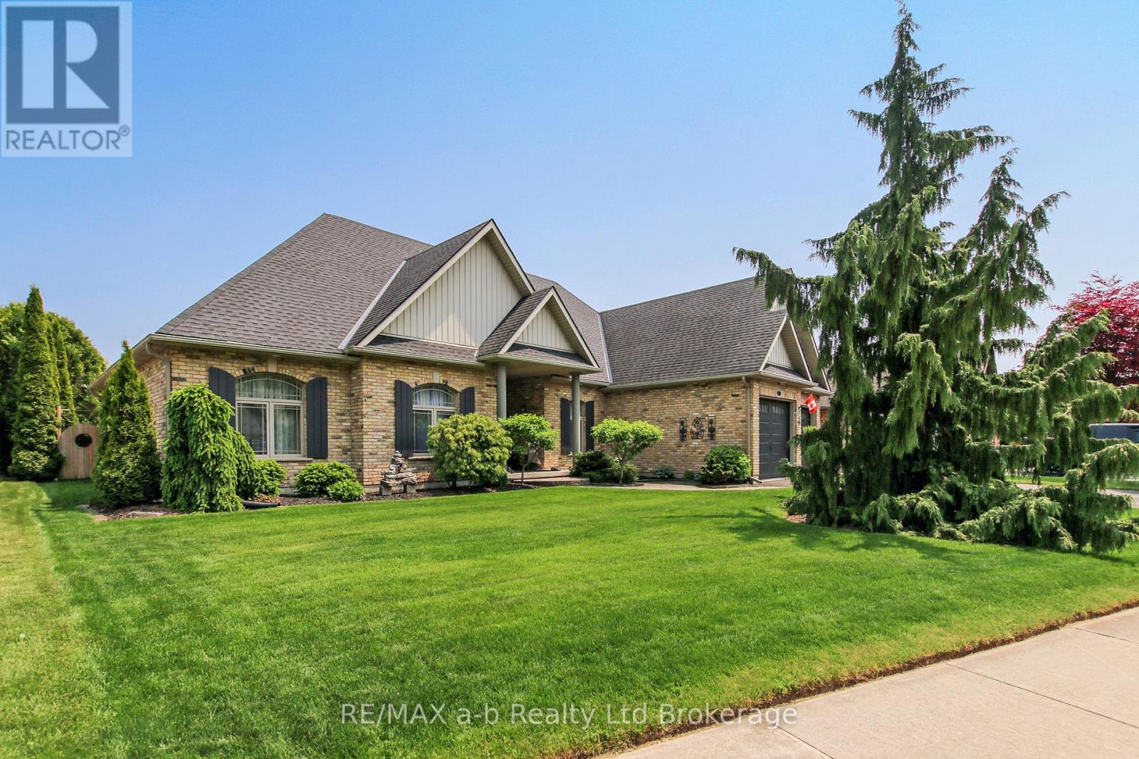 7 Otterview Drive, Norwich, Ontario  N0J 1R0 - Photo 1 - X12196636