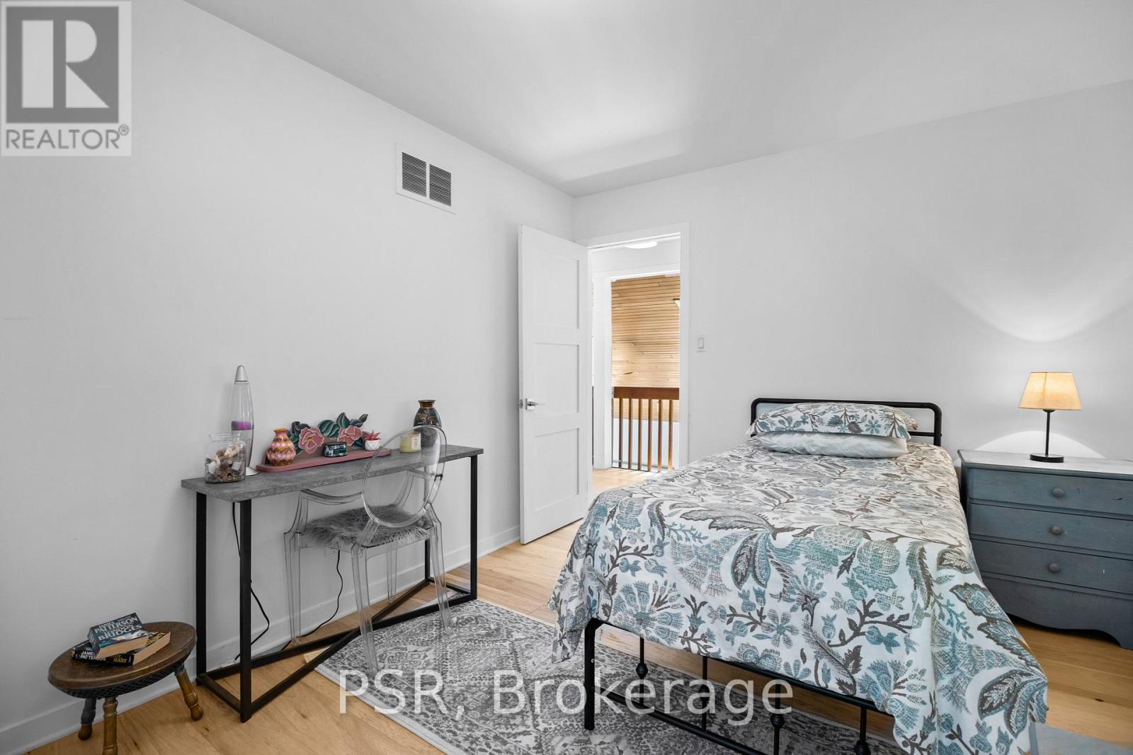 1030 South Sunset Bay Road, Gravenhurst, Ontario  P1P 1R2 - Photo 26 - X12196722