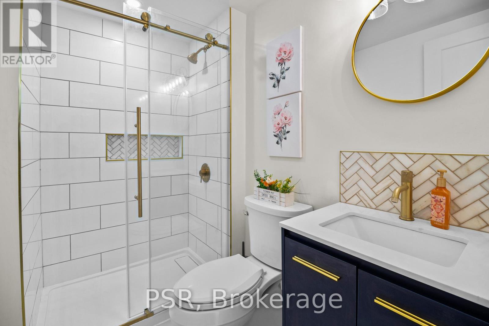 1030 South Sunset Bay Road, Gravenhurst, Ontario  P1P 1R2 - Photo 27 - X12196722