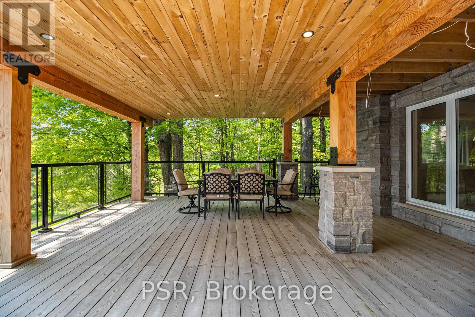 1030 South Sunset Bay Road, Gravenhurst, Ontario  P1P 1R2 - Photo 37 - X12196722