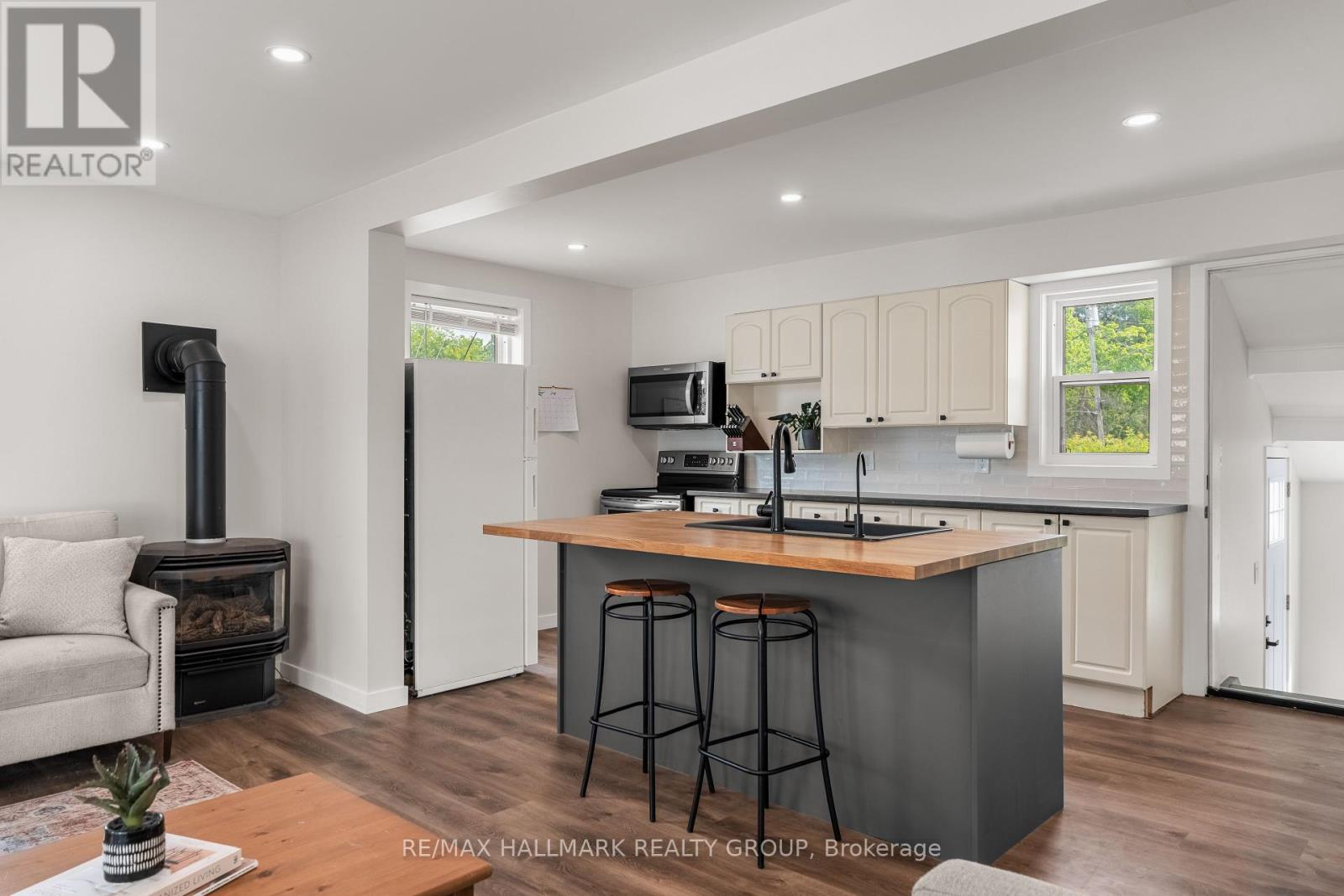 6595 Fourth Line Road, Ottawa, Ontario  K0A 2T0 - Photo 15 - X12196676